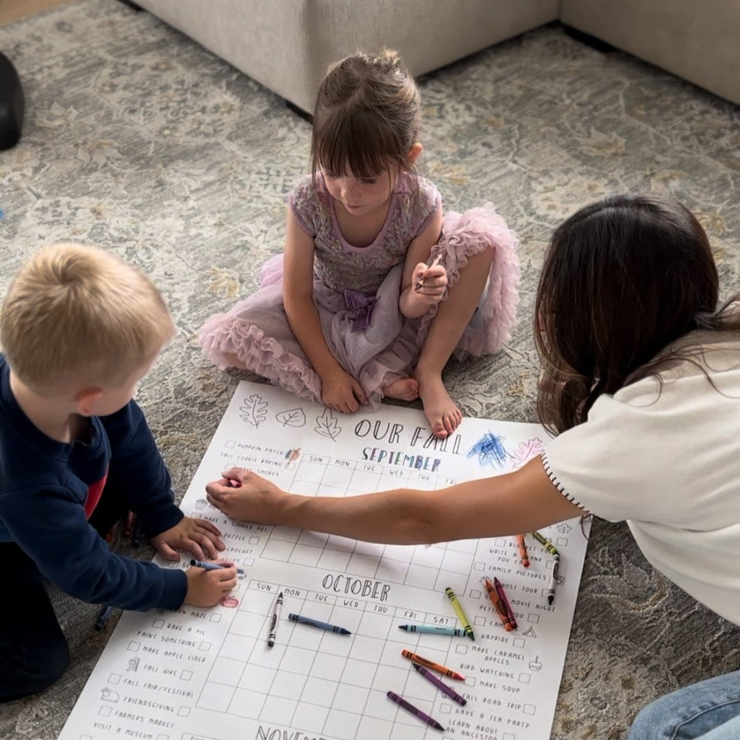 🍁 60 Fall Family Activities to Try This Year (+ Free Printable Bucket List!)