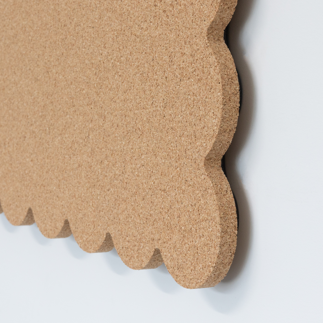 Scalloped Edge Blank Cork Board