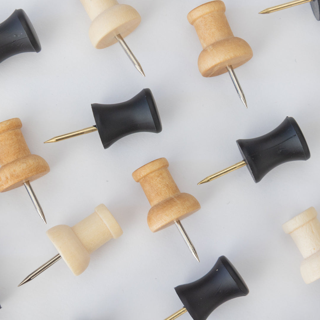 Scalloped Edge Blank Cork Board